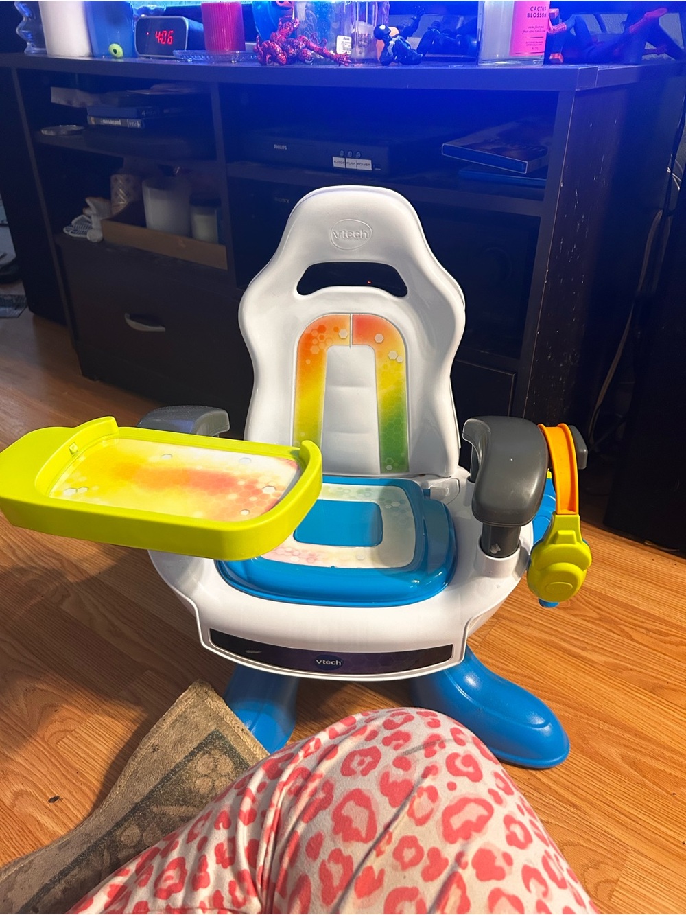 VTech Toddler Activity Seat in White, Blue & Green